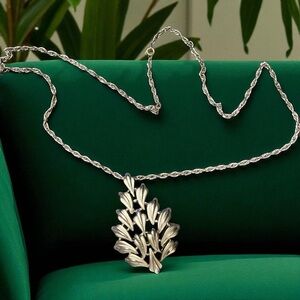 Vintage Trifari Sterling Silver Leaf Pendant Necklace